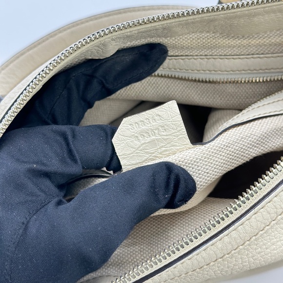 AUTHENTIC Gucci GG Logo Leather Soho Shoulder Bag Crossbody - Picture 13 of 14